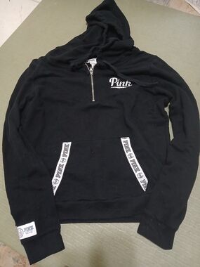 PINK Victoria's Secret Women's Large Black Half-Zip Hoodie Sweater